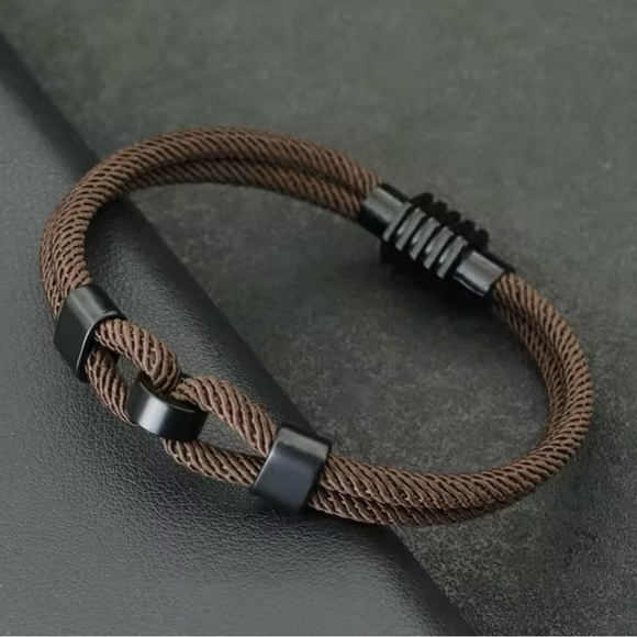 Men’s Knot Bracelet Magnet Buckle Rope Bracelet 8” - Picture 1 of 2